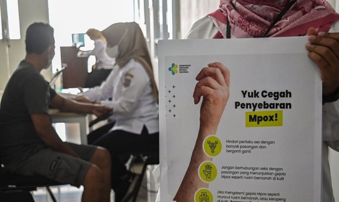 Kemenkes Siapkan 12 Laboratorium Untuk Pengujian Virus Mpox.